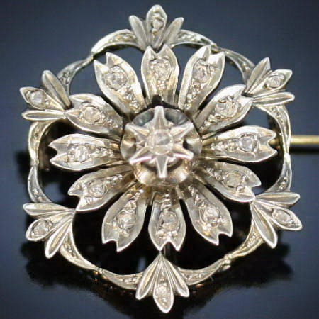 Antique brooch gold backed silver mounted with rose cut diamonds